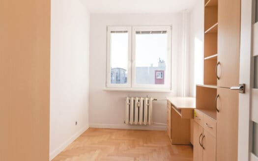 Mieszkanie, 3 pokoje, 3 piętro, winda, balkon, 59,5 m2, ul. Poniatowskiego.